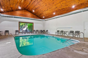 FEB & MAR Special, Sauna, Indoor Pool, Hot Tub, Mins to Parkway